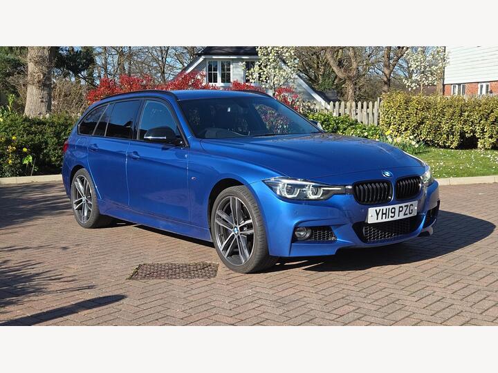 BMW 3 Series 2.0 320d M Sport Shadow Edition Touring Auto XDrive Euro 6 (s/s) 5dr BMW 3 Series 2.0 320d M Sport Shadow Edition Touring Auto XDrive Euro 6 (s/s) 5dr