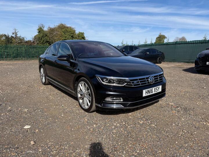 Volkswagen Passat 2.0 TDI BlueMotion Tech R-Line DSG Euro 6 (s/s) 4dr
