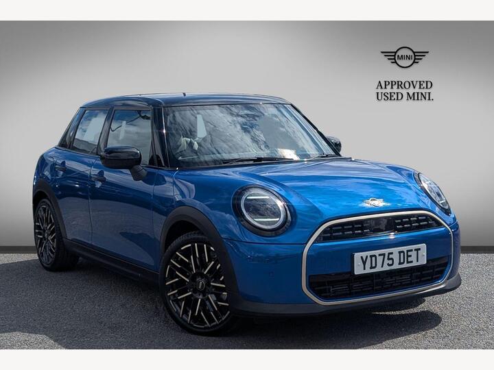 MINI Hatch 1.5C Exclusive Steptronic Euro 6 (s/s) 5dr