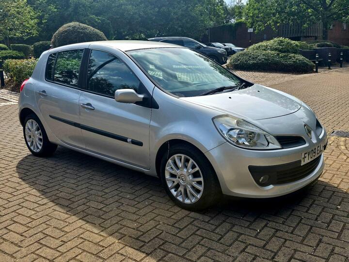 Renault Clio 1.2 16v Dynamique 5dr