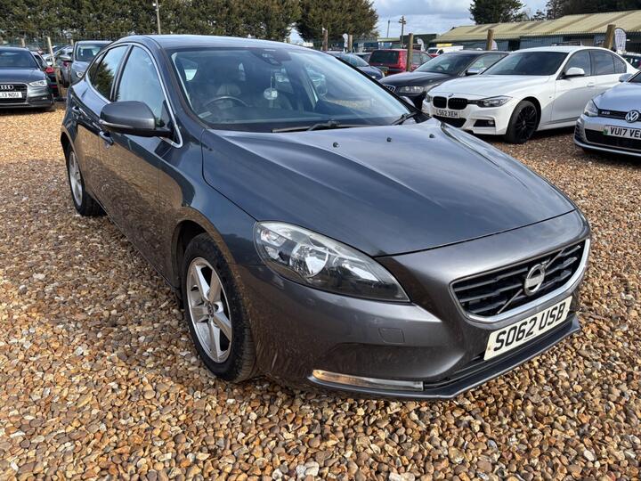Volvo V40 1.6 D2 SE Euro 5 (s/s) 5dr