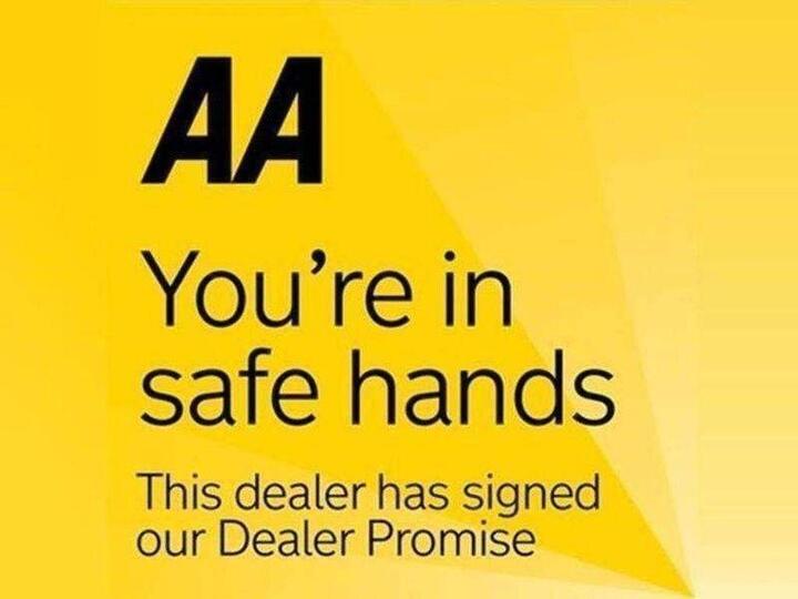 Ford Focus 1.6 Zetec Navigator Powershift Euro 5 5dr