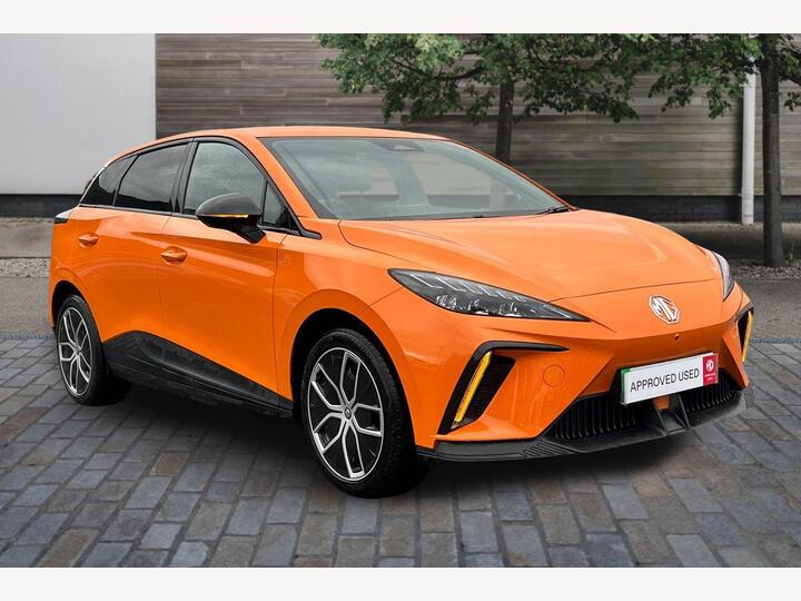 MG MG4 64kWh Trophy Long Range Auto 5dr