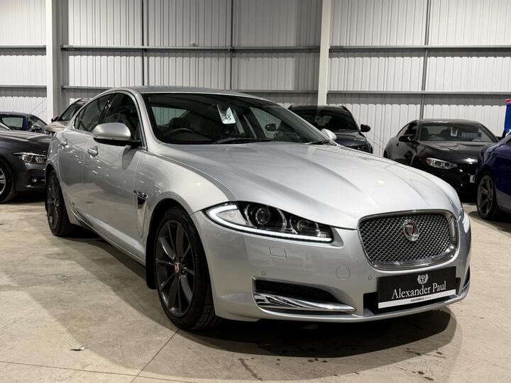 Jaguar XF 2.2d Premium Luxury Auto Euro 5 (s/s) 4dr