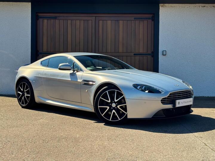 Aston Martin Vantage 4.7 V8 Sportshift II Euro 6 2dr Aston Martin Vantage 4.7 V8 Sportshift II Euro 6 2dr
