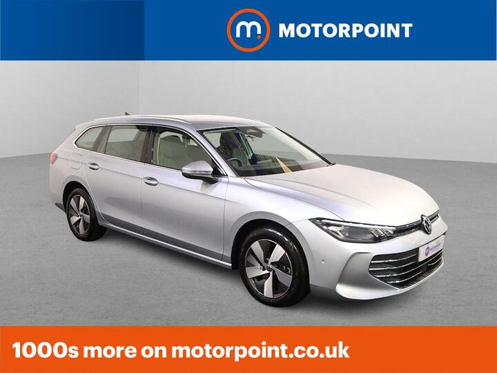 Volkswagen Passat 1.5 TSI EHybrid 19.7kWh Life DSG Euro 6 (s/s) 5dr Volkswagen Passat 1.5 TSI EHybrid 19.7kWh Life DSG Euro 6 (s/s) 5dr