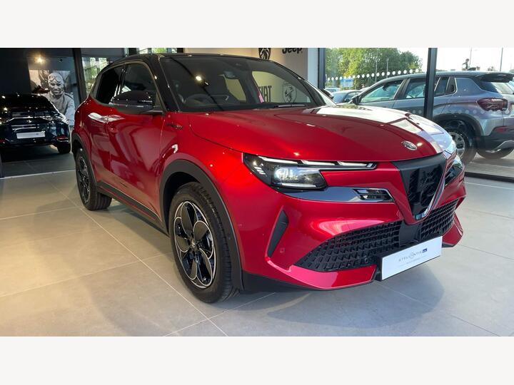 Alfa Romeo Junior 54kWh Elettrica Speciale Auto 5dr