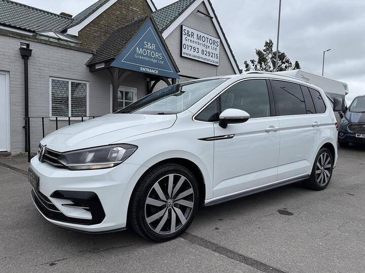 Volkswagen Touran 2.0 TDI R-Line DSG Euro 6 (s/s) 5dr Volkswagen Touran 2.0 TDI R-Line DSG Euro 6 (s/s) 5dr