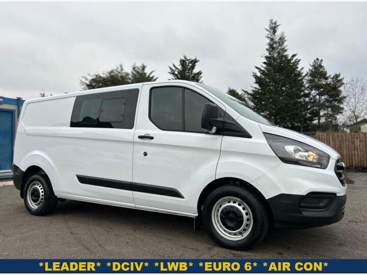 Ford TRANSIT CUSTOM 2.0 320 EcoBlue Leader Crew Van L2 H1 Euro 6 (s/s) 5dr Ford TRANSIT CUSTOM 2.0 320 EcoBlue Leader Crew Van L2 H1 Euro 6 (s/s) 5dr