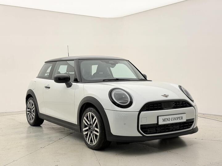 MINI Cooper 1.5C Classic Steptronic Euro 6 (s/s) 3dr