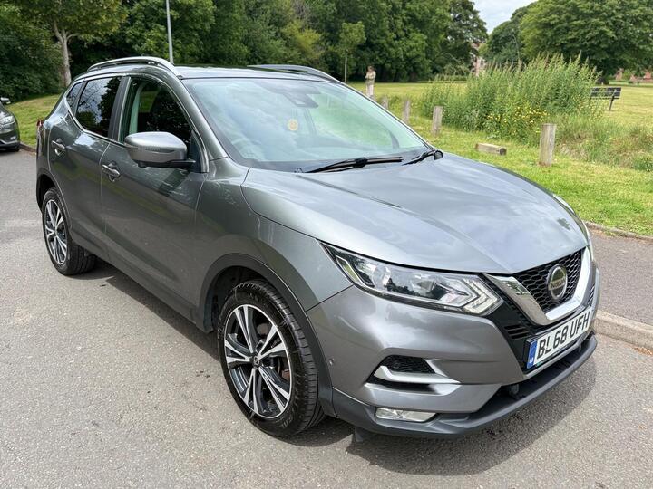 Nissan Qashqai 1.5 DCi N-Connecta Euro 6 (s/s) 5dr