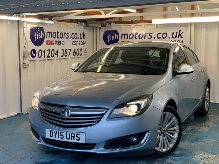 Vauxhall INSIGNIA 1.8 16V Design Euro 5 5dr