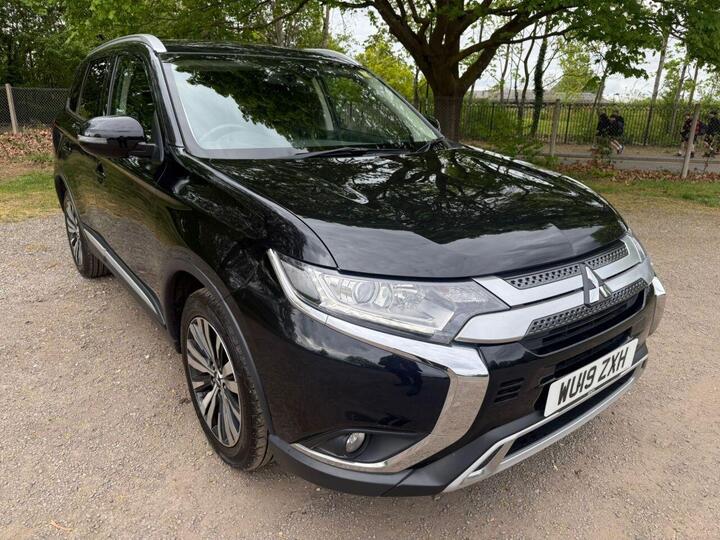 Mitsubishi OUTLANDER 2.0 MIVEC Juro CVT 4WD Euro 6 (s/s) 5dr