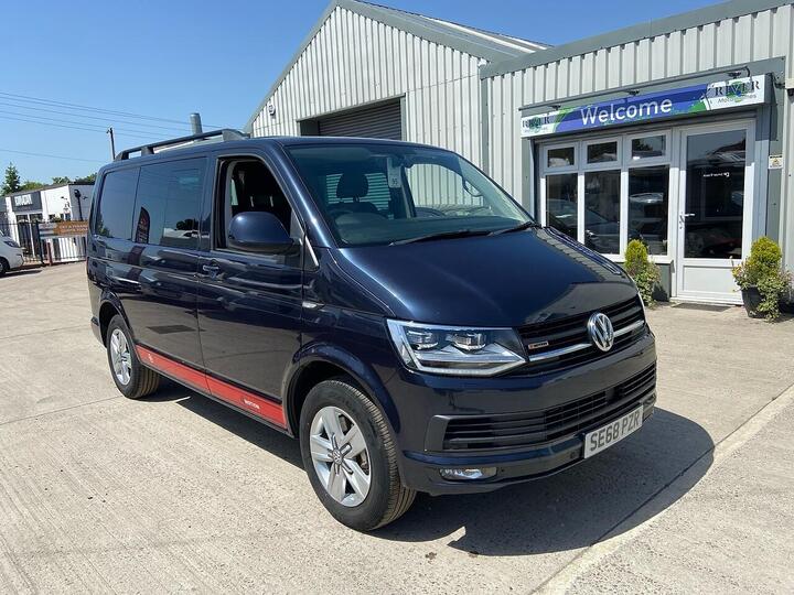 Volkswagen Transporter 2.0 TDI T32 BlueMotion Tech Highline Kombi 4Motion SWB Euro 6 (s/s) 5dr Volkswagen Transporter 2.0 TDI T32 BlueMotion Tech Highline Kombi 4Motion SWB Euro 6 (s/s) 5dr