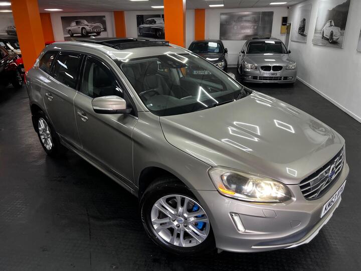 Volvo XC60 2.4 D5 SE Lux Nav Geartronic AWD Euro 5 5dr