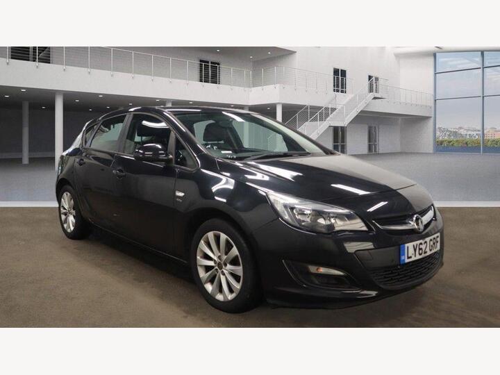 Vauxhall Astra 1.4 16v Active Euro 5 5dr Vauxhall Astra 1.4 16v Active Euro 5 5dr