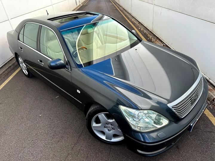 Lexus LS 4.3 430 4dr