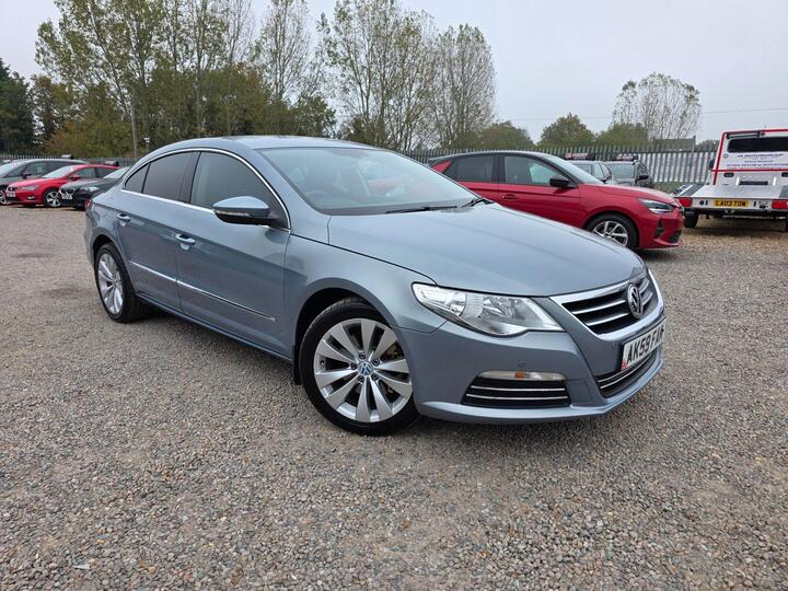 Volkswagen CC 2.0 TDI DSG Euro 5 4dr (4 Seat) Volkswagen CC 2.0 TDI DSG Euro 5 4dr (4 Seat)