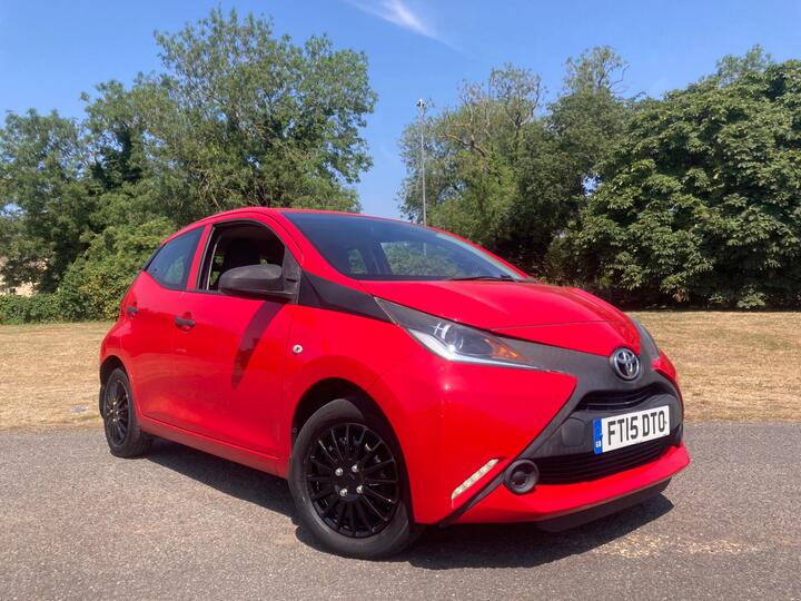 Toyota AYGO 1.0 VVT-i X Euro 5 5dr Euro 5