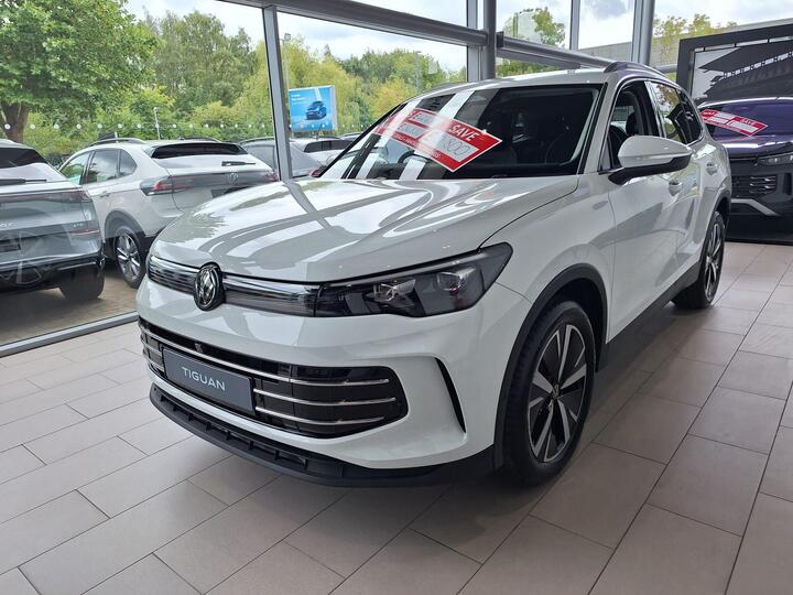 Volkswagen Tiguan 1.5 ETSI MHEV Elegance DSG Euro 6 (s/s) 5dr