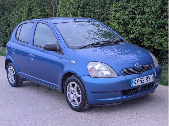 Toyota Yaris 1.0 VVT-i Colour Collection 5dr