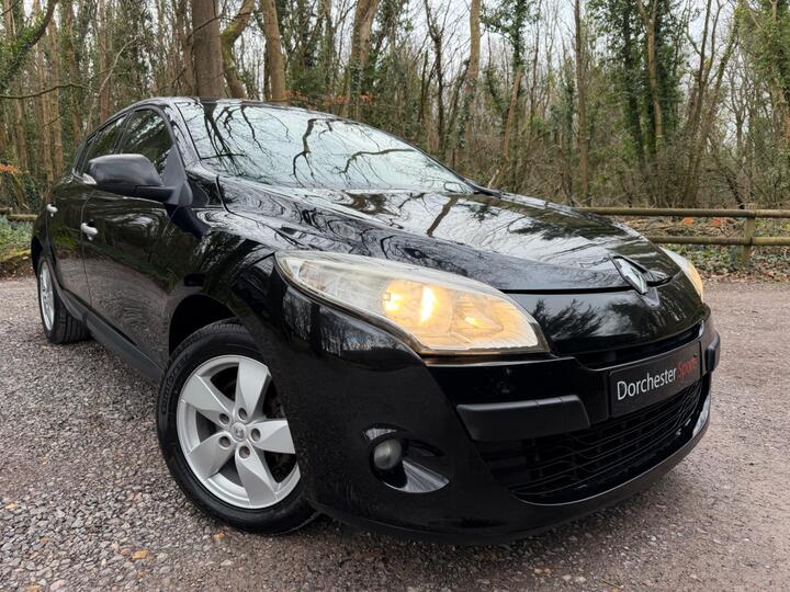 Renault Megane 1.6 16V Dynamique TomTom Euro 5 5dr