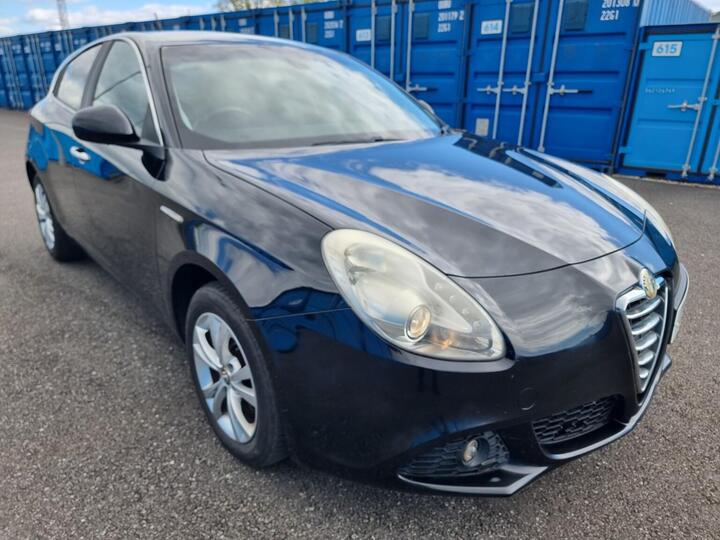 Alfa Romeo GIULIETTA 2.0 JTDM-2 Lusso Euro 5 (s/s) 5dr