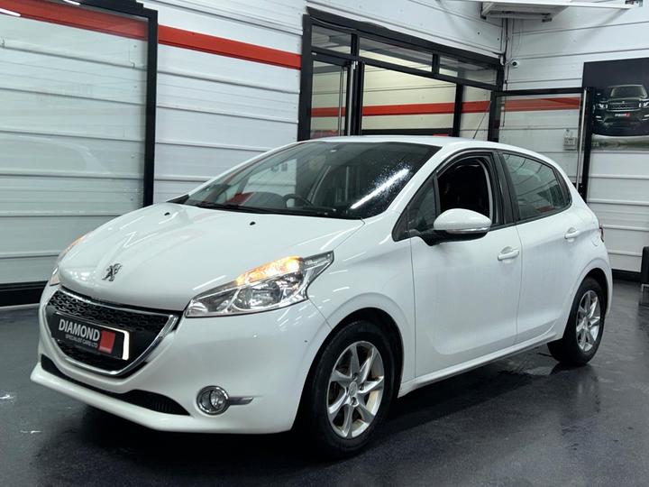 Peugeot 208 1.4 HDi Active Euro 5 5dr