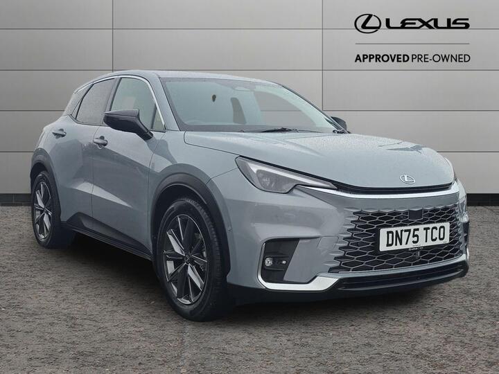 Lexus LBX 1.5 VVT-iE Takumi E-CVT Euro 6 (s/s) 5dr