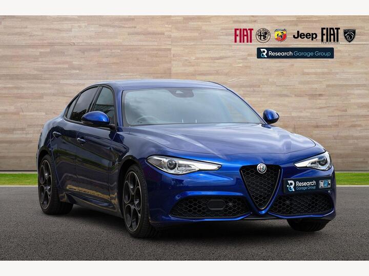 Alfa Romeo Giulia 2.0T Veloce Auto Euro 6 (s/s) 4dr Alfa Romeo Giulia 2.0T Veloce Auto Euro 6 (s/s) 4dr