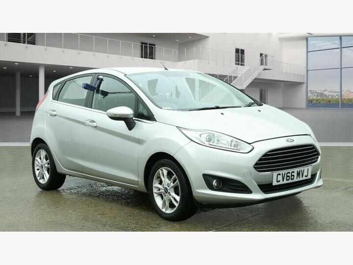 Ford Fiesta 1.0T EcoBoost Zetec Powershift Euro 6 5dr