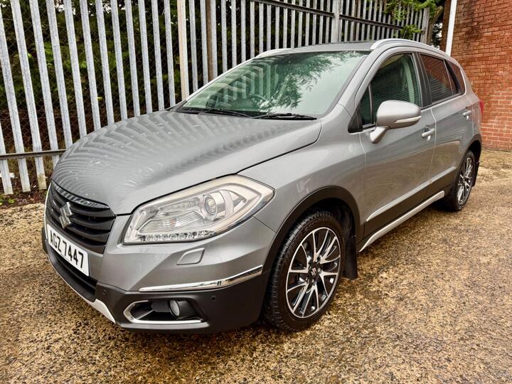 Suzuki SX4 S-Cross 1.6 DDiS SZ5 ALLGRIP Euro 6 (s/s) 5dr Suzuki SX4 S-Cross 1.6 DDiS SZ5 ALLGRIP Euro 6 (s/s) 5dr