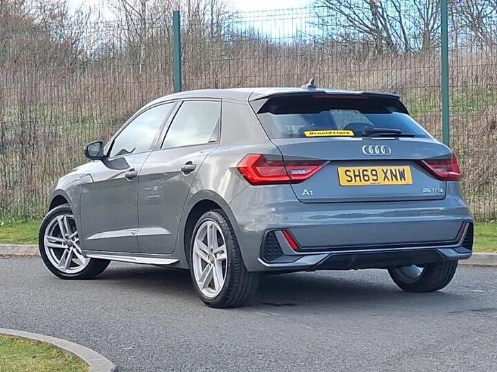 Audi A1 1.0 TFSI 25 S Line Sportback Euro 6 (s/s) 5dr