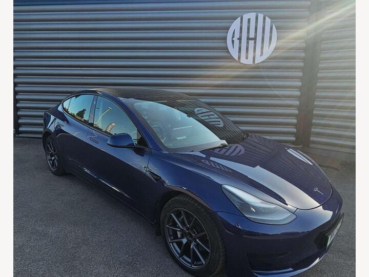 Tesla MODEL 3 Standard Range Plus Auto RWD 4dr