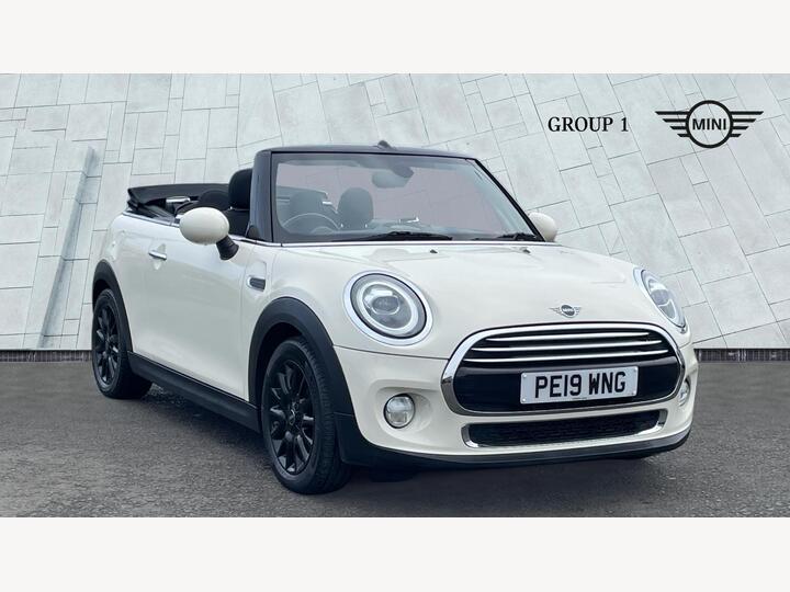 MINI Convertible 1.5 Cooper Classic Euro 6 (s/s) 2dr