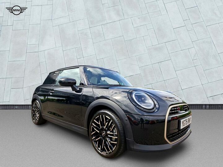 MINI Cooper 1.5C Exclusive Steptronic Euro 6 (s/s) 3dr