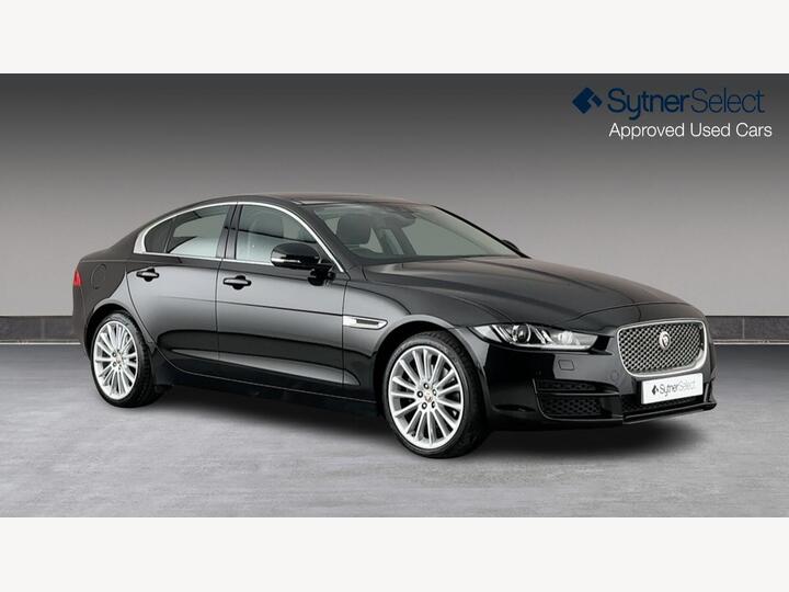 Jaguar XE 2.0d Portfolio Auto AWD Euro 6 (s/s) 4dr