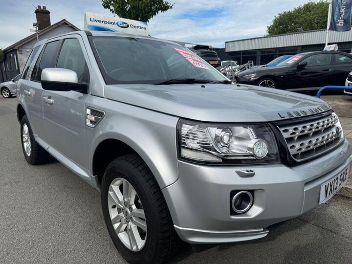 Land Rover FREELANDER 2 2.2 TD4 XS 4WD Euro 5 (s/s) 5dr Land Rover FREELANDER 2 2.2 TD4 XS 4WD Euro 5 (s/s) 5dr