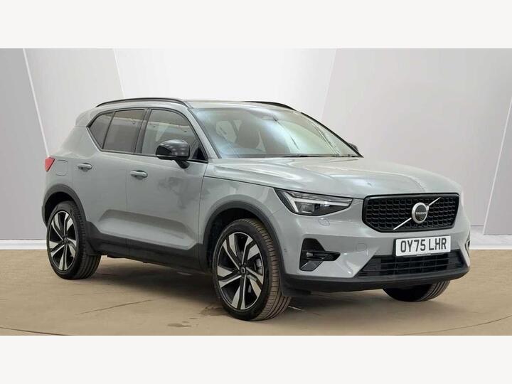 Volvo XC40 2.0 B4 MHEV Ultra Dark DCT Auto Euro 6 (s/s) 5dr