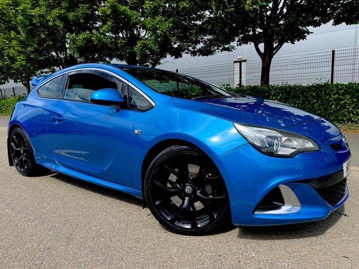 Vauxhall Astra GTC 2.0T VXR Euro 5 (s/s) 3dr