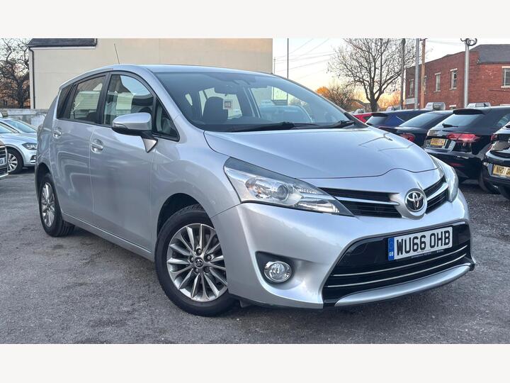 Toyota Verso 1.6 D-4D Icon Euro 6 (s/s) 5dr (7 Seat)