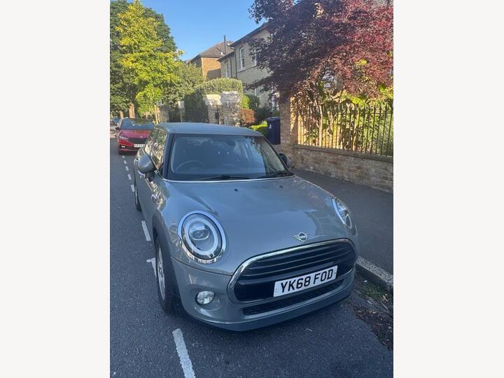 MINI Hatch 1.5 Cooper Classic Steptronic Euro 6 (s/s) 5dr