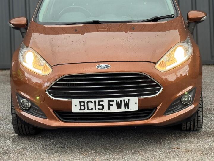 Ford Fiesta 1.0T EcoBoost Titanium Euro 5 (s/s) 5dr