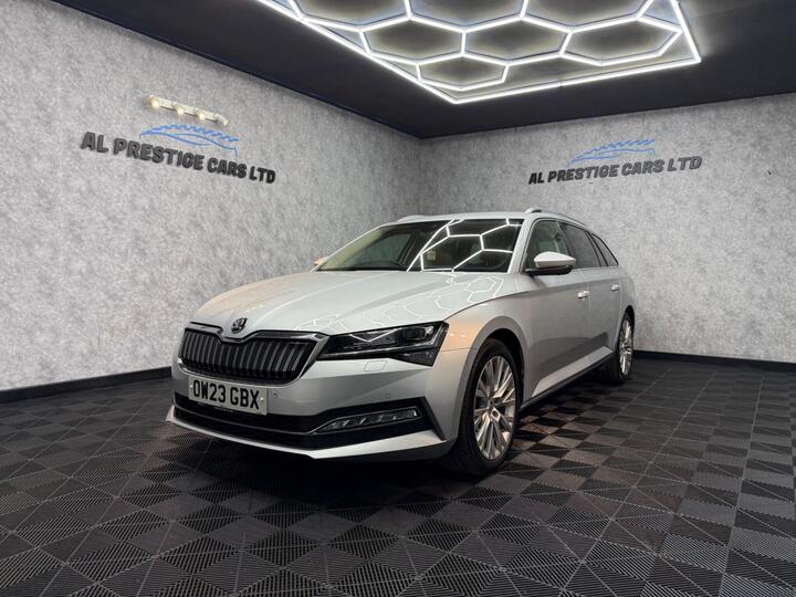 Skoda Superb 1.4 TSI IV 13kWh SE L DSG Euro 6 (s/s) 5dr Skoda Superb 1.4 TSI IV 13kWh SE L DSG Euro 6 (s/s) 5dr
