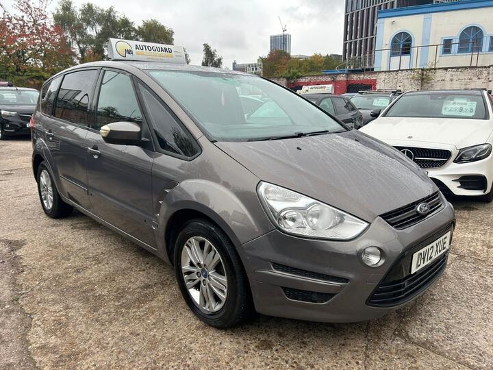 Ford S-Max 2.0 TDCi Zetec Powershift Euro 5 5dr