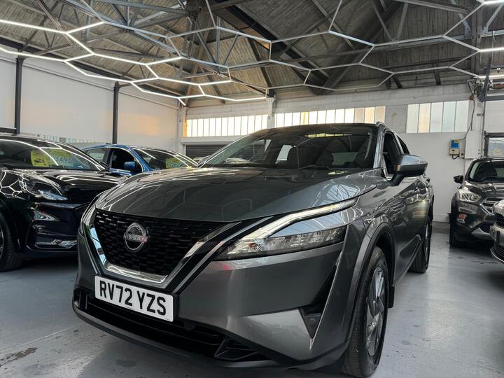 Nissan Qashqai 1.3 DIG-T MHEV Acenta Premium XTRON Euro 6 (s/s) 5dr