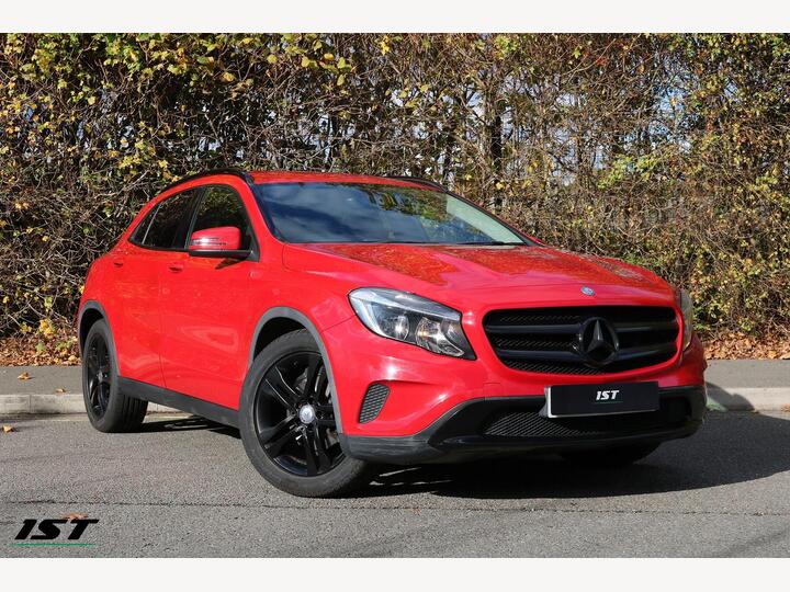 Mercedes-Benz GLA 2.1 GLA220 CDI SE 7G-DCT 4MATIC Euro 6 (s/s) 5dr Mercedes-Benz GLA 2.1 GLA220 CDI SE 7G-DCT 4MATIC Euro 6 (s/s) 5dr