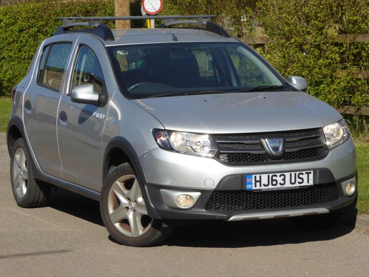 Dacia Sandero Stepway 1.5 DCi Laureate Euro 5 5dr