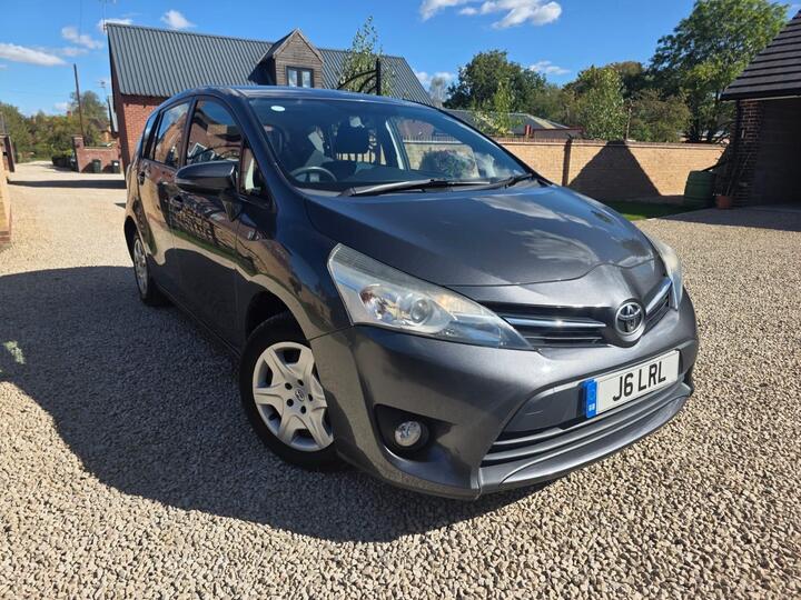 Toyota Verso 1.6 V-Matic Active Euro 5 5dr (7 Seat) Toyota Verso 1.6 V-Matic Active Euro 5 5dr (7 Seat)