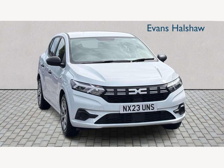 Dacia Sandero 1.0 TCe Essential Euro 6 (s/s) 5dr Dacia Sandero 1.0 TCe Essential Euro 6 (s/s) 5dr